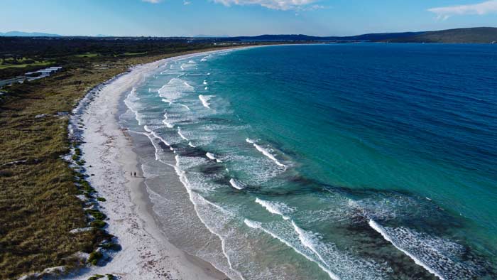 Middleton Beach Waves